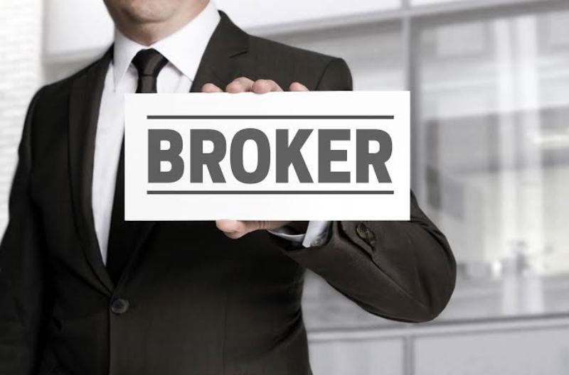 Mau Mulai Trading? 4 Tips Memilih Daftar Broker Forex Terpercaya