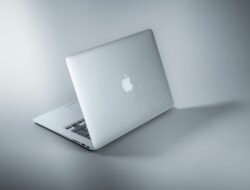 Rekomendasi Laptop MacBook 6 Jutaan